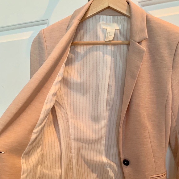 Pink blazer - Picture 3 of 3